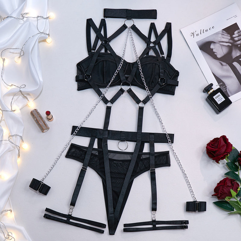 Hot selling new product, sexy lingerie, seductive role-playing chain, four piece set for women